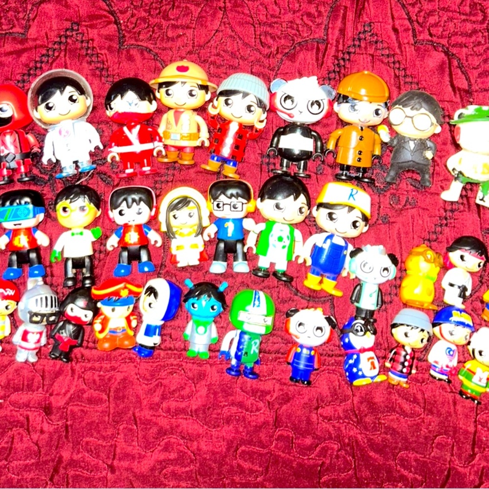 Colorful Kids Toy Figures Set